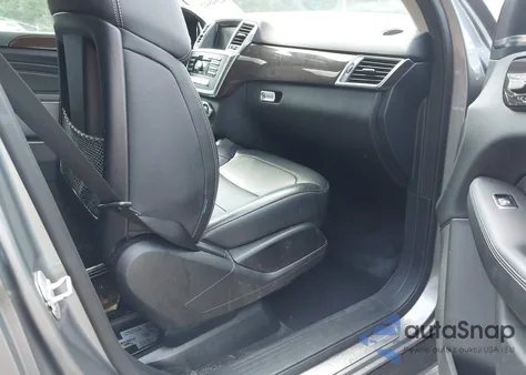 2015 Mercedes-Benz Ml 350 4Matic z USA, uszkodzony, nr VIN 4JGDA5HB4FA521321